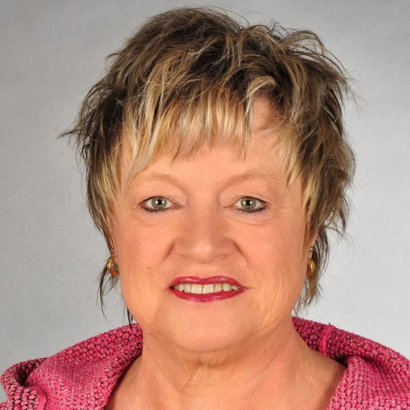  Sabine Schtz-Baumgartner